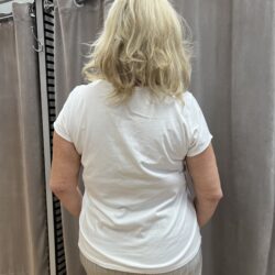 Vit T-shirt med ananaser - Bild 2
