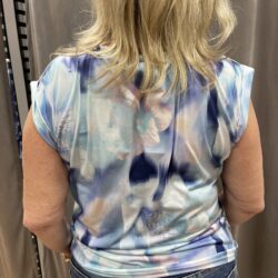 Blå mönstrad low T-shirt - Bild 3