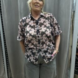 Svart blommig skjortblus - Bild 5