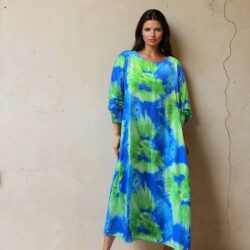 Blå batik klänning