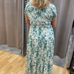 Grön mönstrad långklänning - Bild 4
